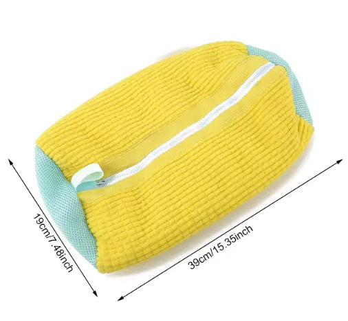 Trendy-Shoe Shield Wash Bag.